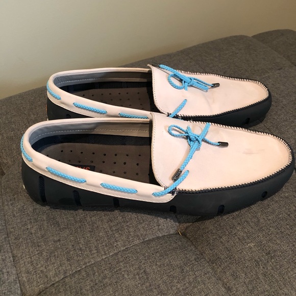 Swims deck shoes! - Picture 1 of 3